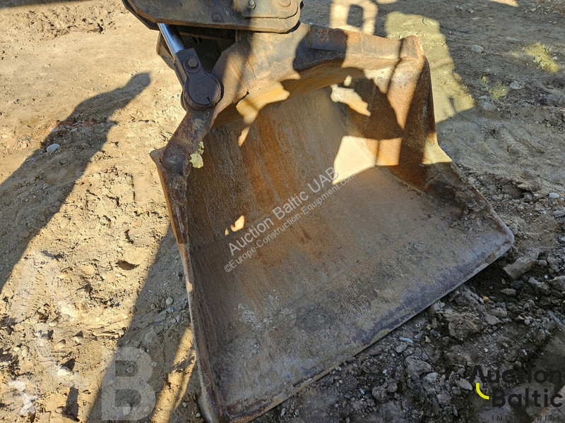 Excavator JCB