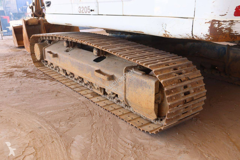 Excavator Hyundai Robex 210LC9