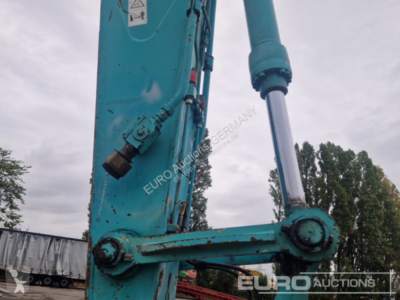 Lopatový nakládač Kobelco SK210-VI