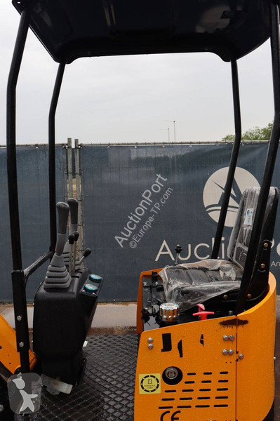 Excavadora JPC HT12