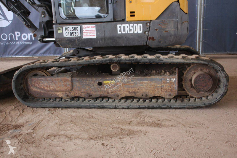 Excavadora Volvo ECR50D
