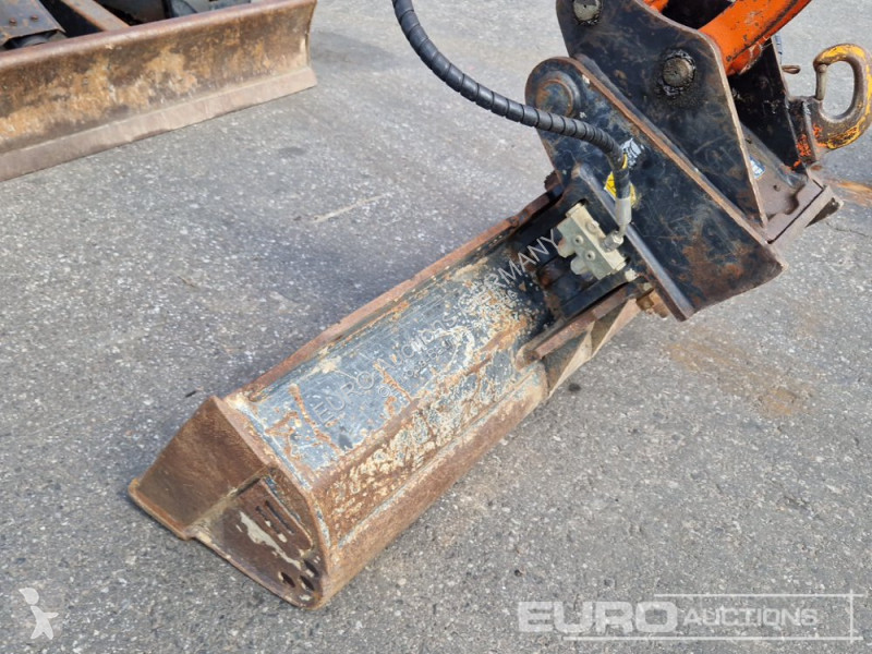 Багер Kubota U274