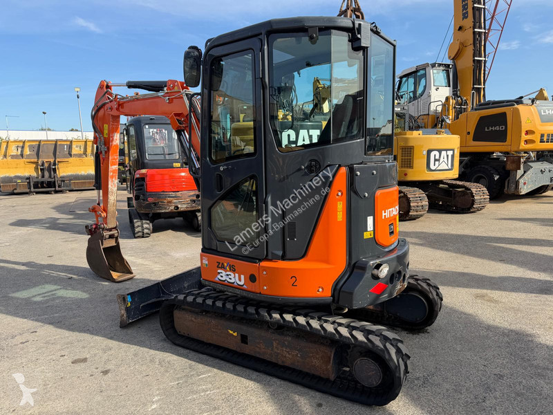 Excavadora Hitachi ZX33U-6 .