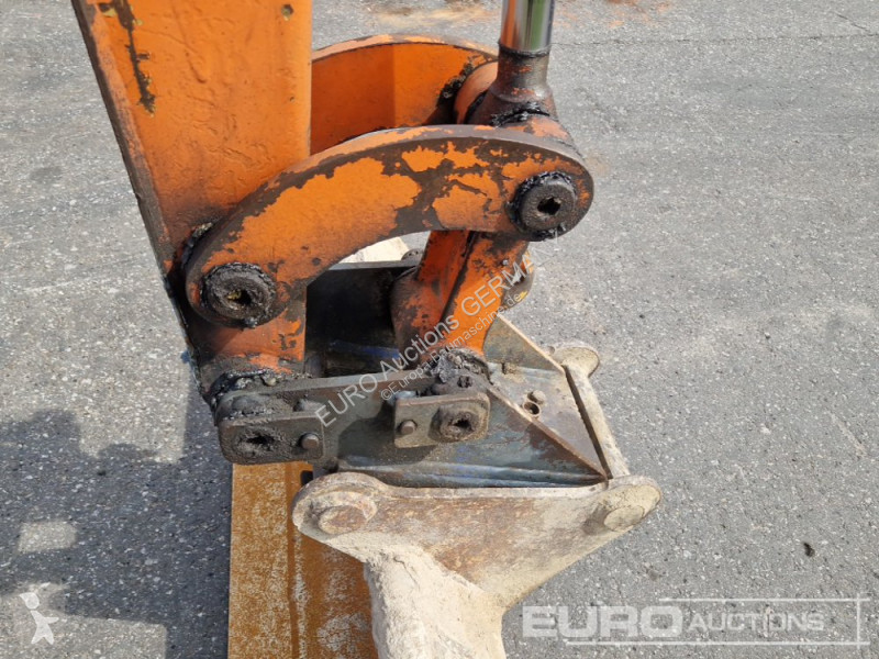 Excavadora Hitachi 2