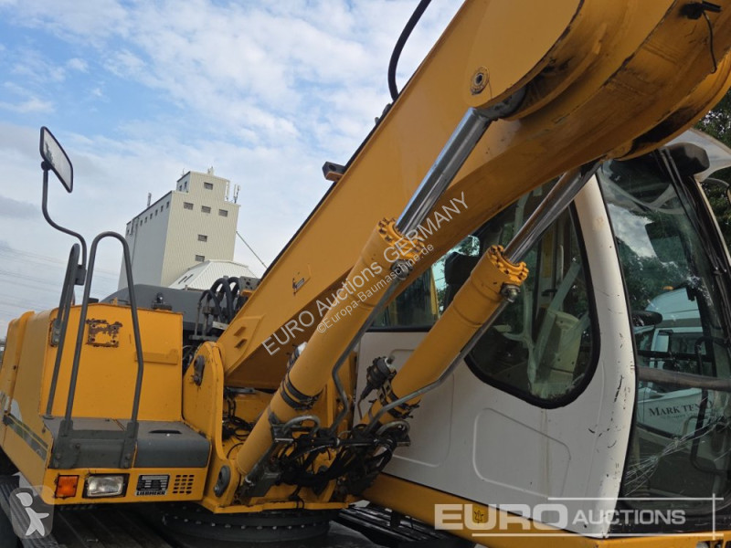 Excavadora Liebherr A904C