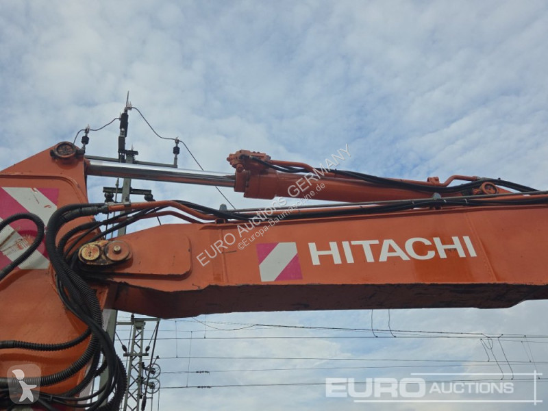 Excavadora Hitachi
