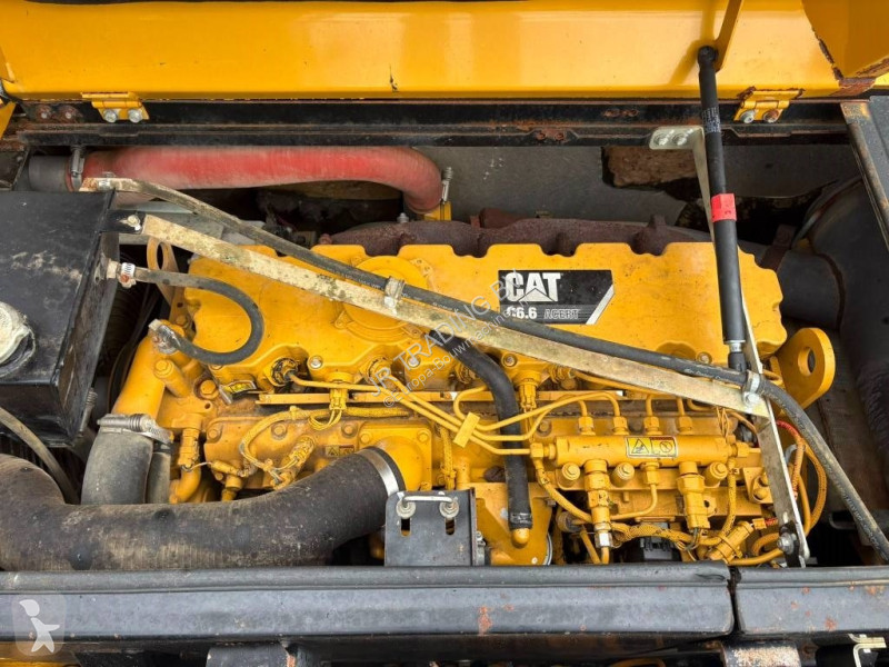 Excavadora Caterpillar D (3 Buckets)