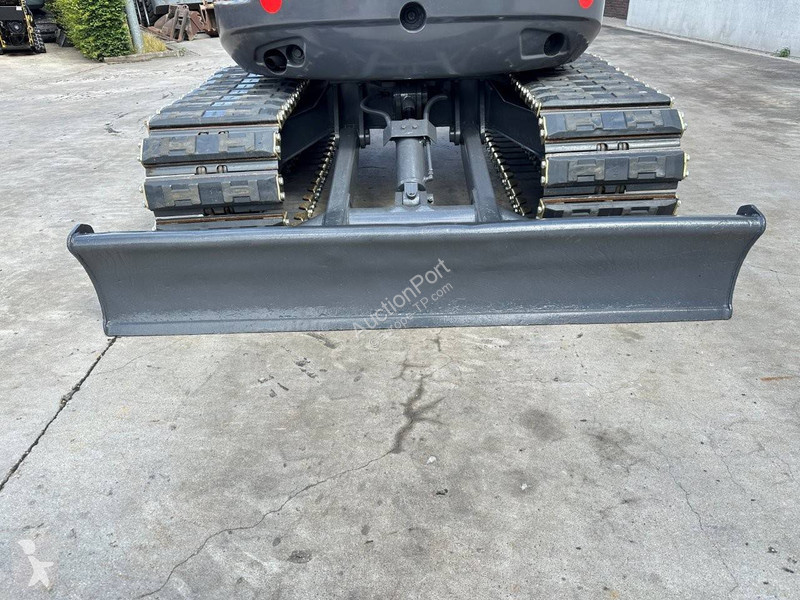 Graafmachine Kubota SZ