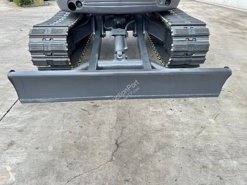 Excavadora Kubota KX155-3SZ