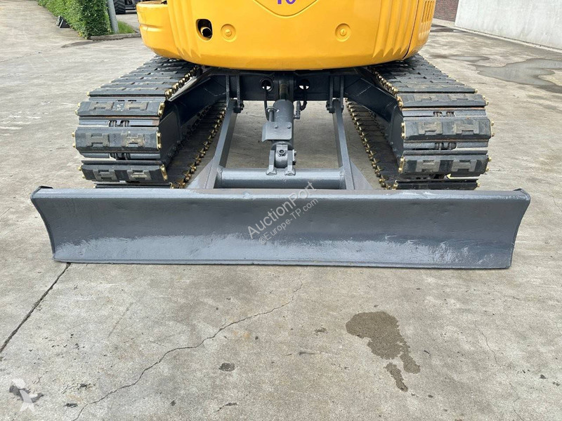 Екскаватор Komatsu