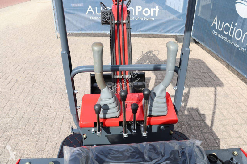 Екскаватор Captok CK13