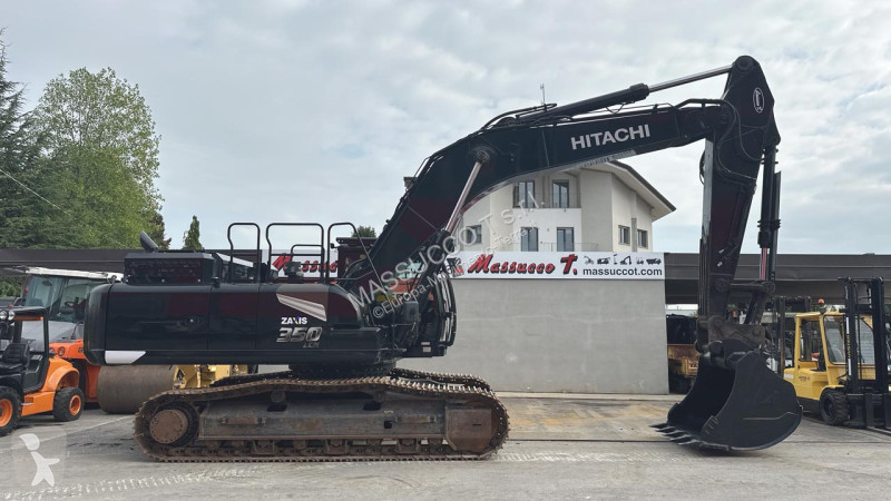 Екскаватор Hitachi 7