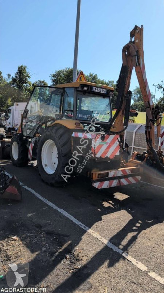 Renault DIVERS excavator