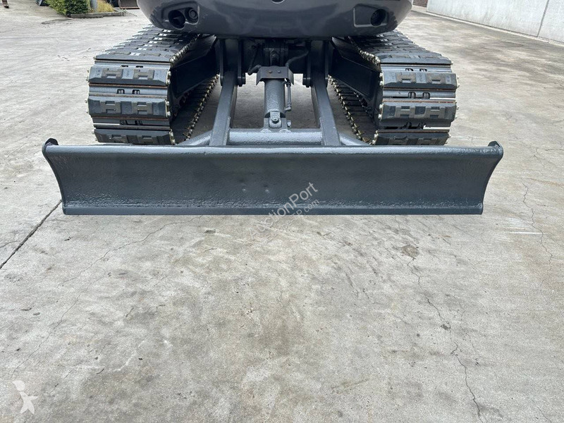 Экскаватор Kubota SZ