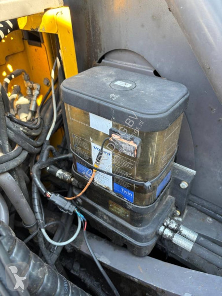 Экскаватор Volvo E