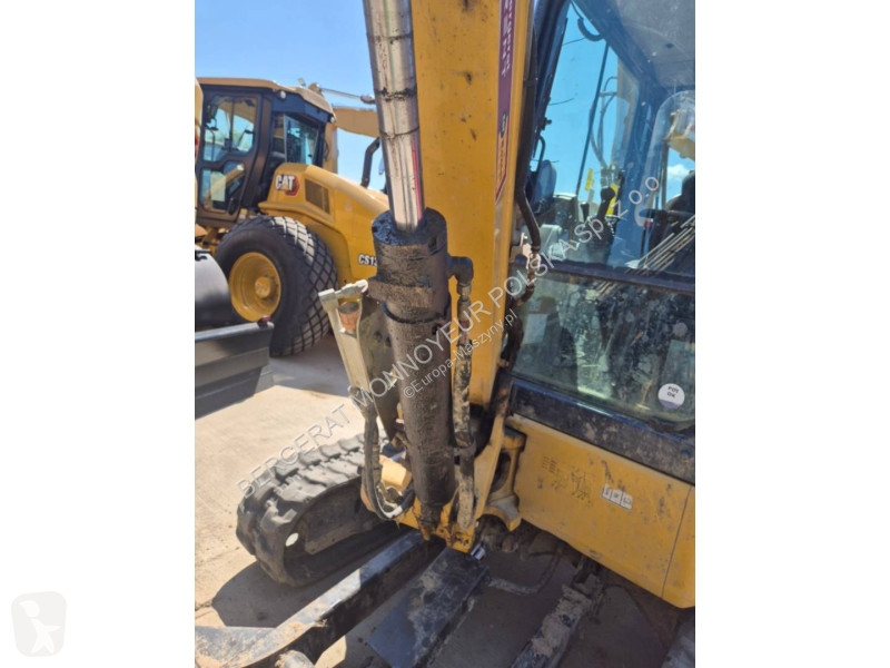 Escavadora Caterpillar 303.5E2CR