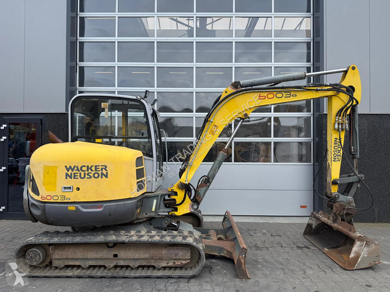 جرافة Wacker Neuson