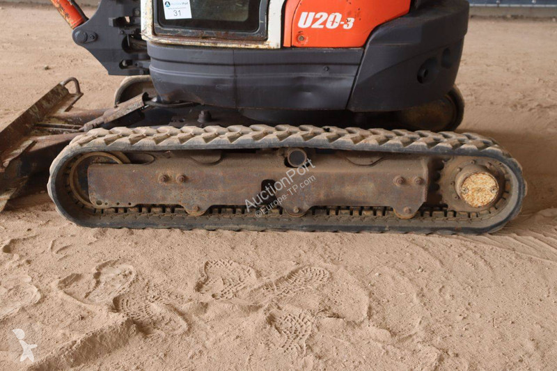 جرافة Kubota -3EU