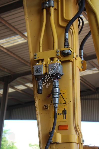 Excavadora Komatsu PW148