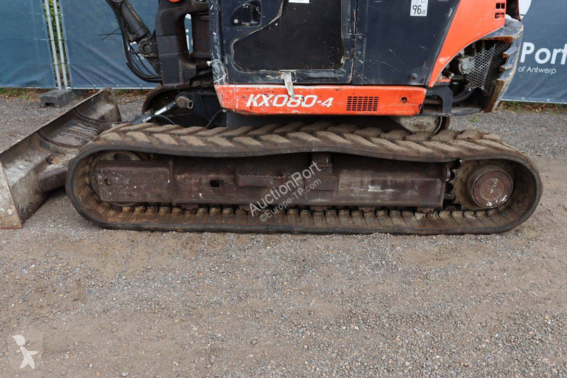 Excavadora Kubota KX080-4