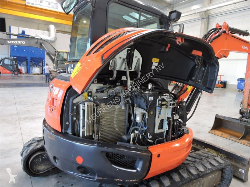 جرافة Kubota U48-4