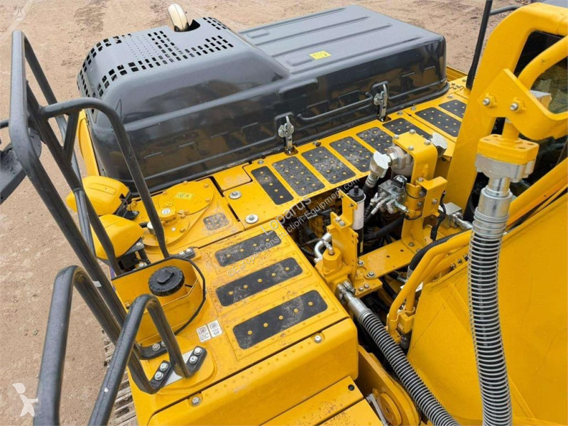 جرافة Komatsu LC11 E0