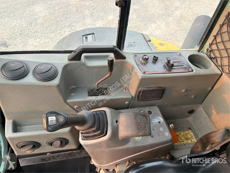 Skovel Yanmar Mini Excavator (Inoperable)