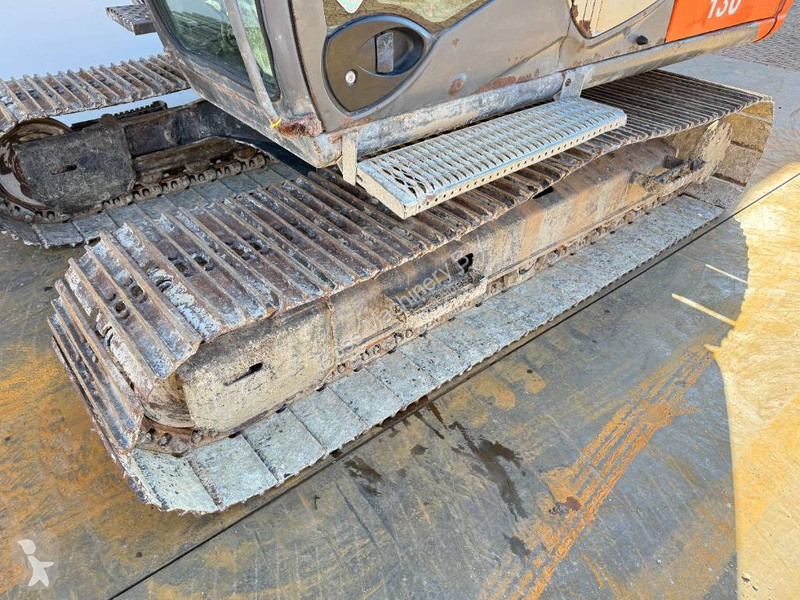 جرافة Hitachi 3 - Hammer Lines / Quick Coupler
