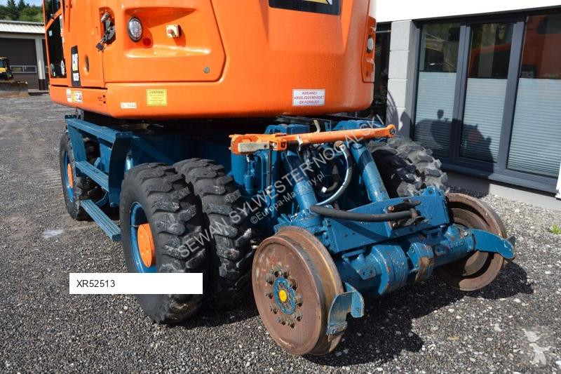 Excavadora Caterpillar M