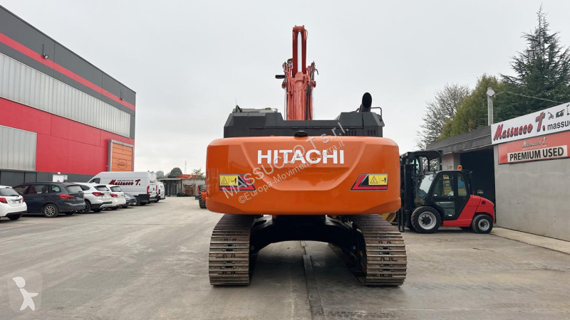 Excavadora Hitachi ZX300LCNT6