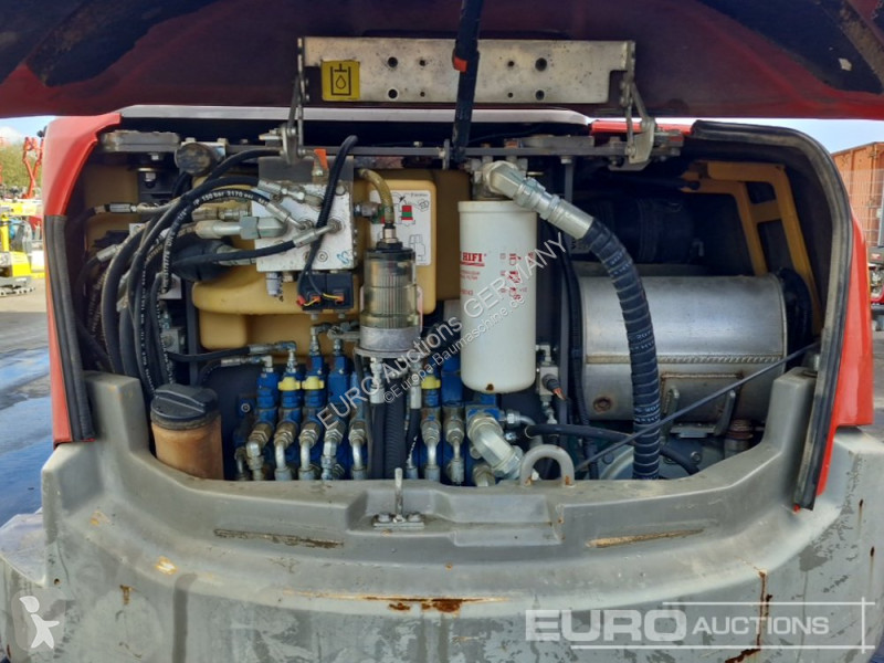Pelle Volvo ECR50D