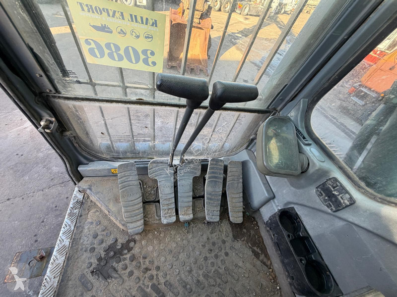 Pelle Volvo EC460B Track Excavator 46T. Hammer...