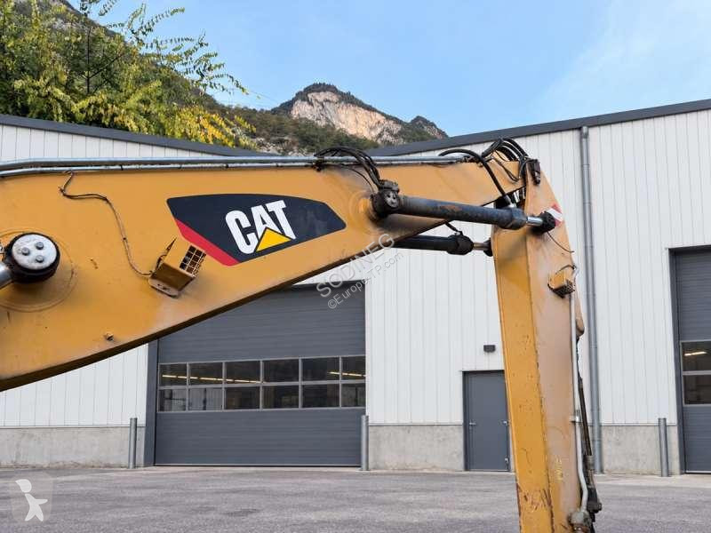 جرافة Caterpillar MH2