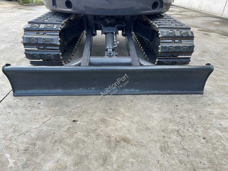 Pelle Kubota KX155-5