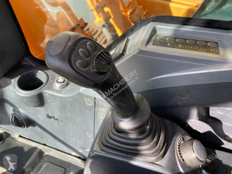Pelle Hyundai Robex 300NLC-9A