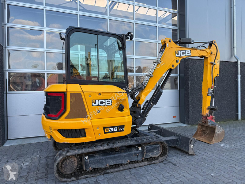 Багер JCB 36C-1