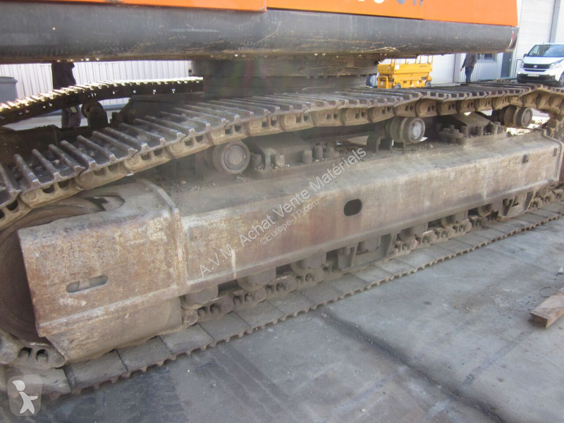 Багер Hitachi