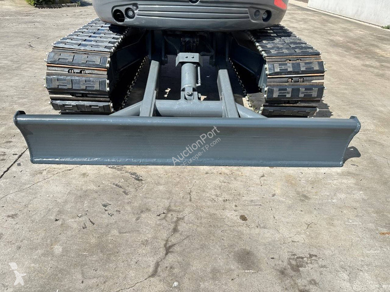 Escavadora Kubota KX155-3SZ