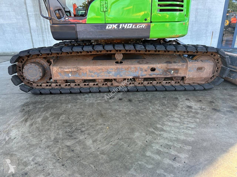 Escavadora Doosan 7