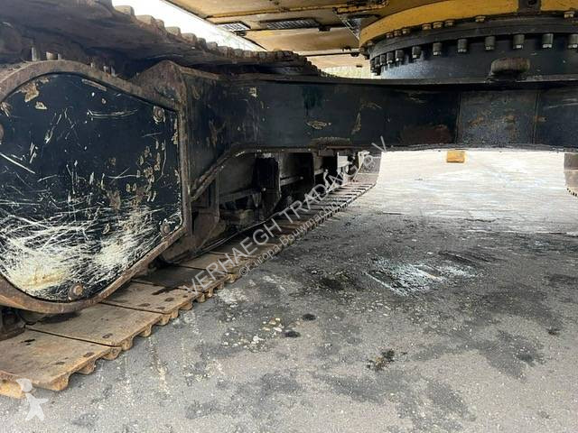 Escavatore Caterpillar L - 323 DL -