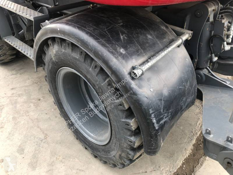 Escavadora Takeuchi TB295W