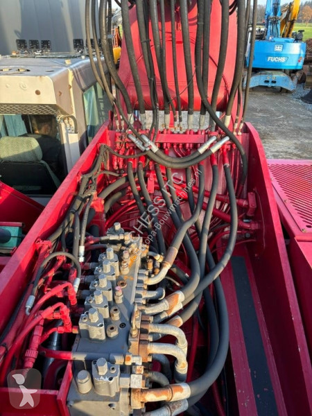 Skovel Fuchs RHL 380  --  MHL 380 on tracks