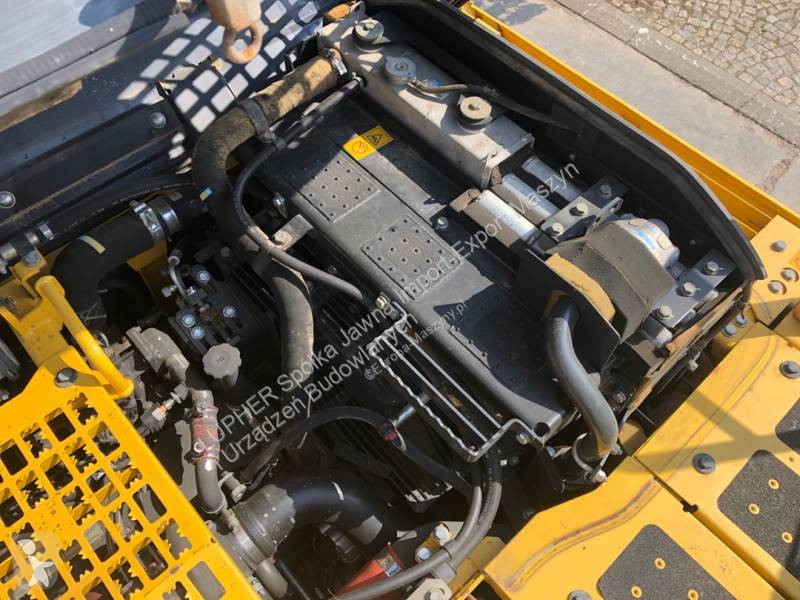 Escavadora Komatsu PC240LC-10