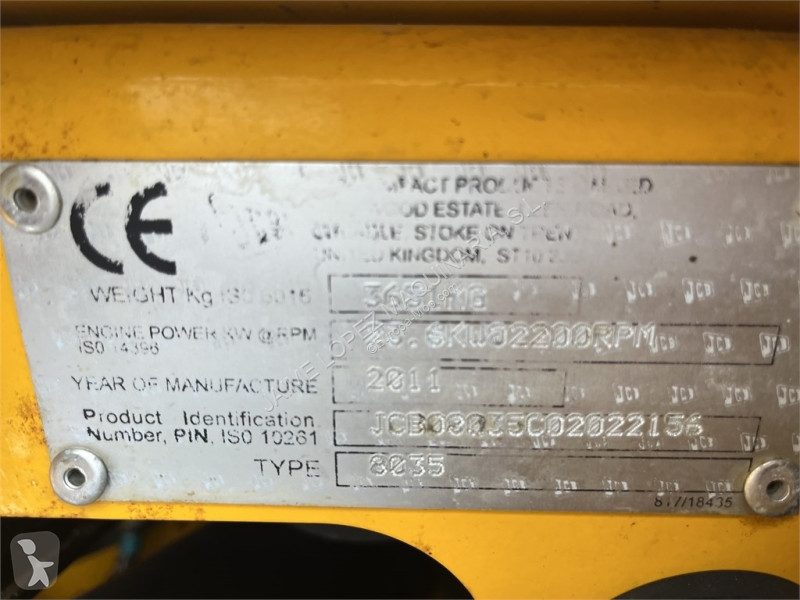 Excavator JCB