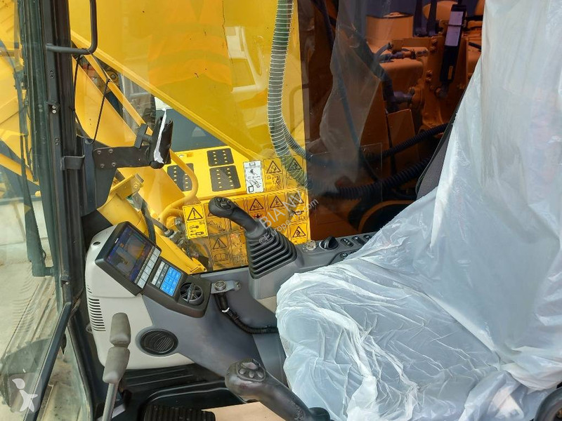 Excavator Komatsu I-11