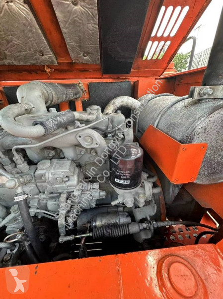 Escavadora Hitachi