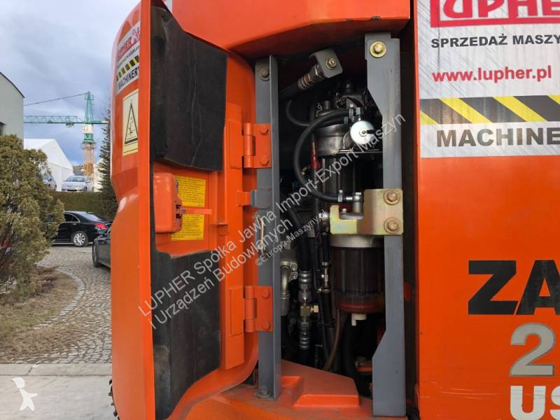 Excavator Hitachi ZX225USLC-3