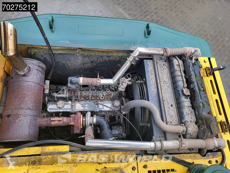 Excavator Hyundai ROBEX LC-7