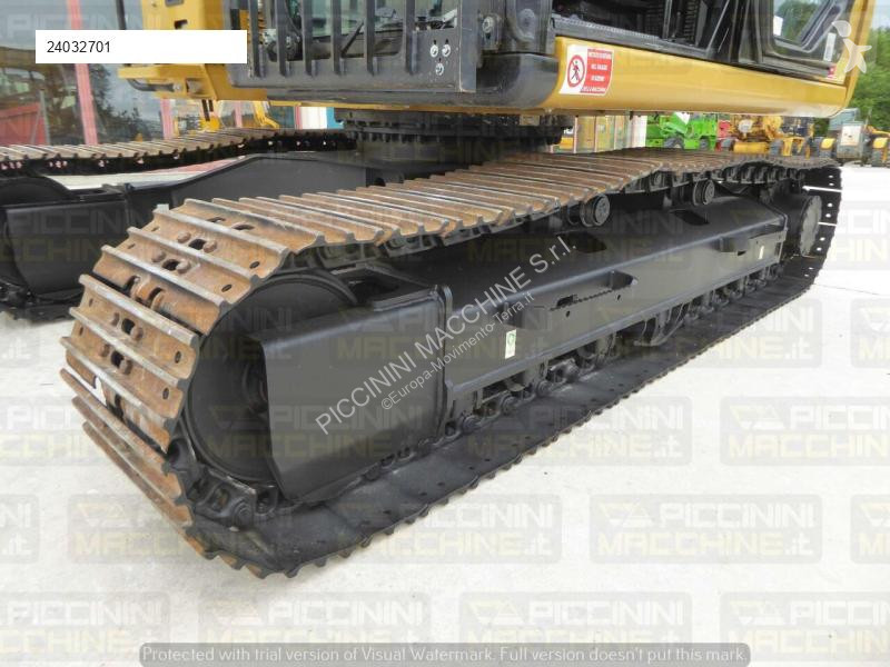 Escavatore Caterpillar