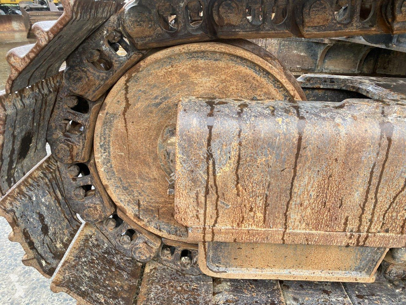 Escavatore Caterpillar NVT